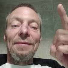 Tom Strader's Instagram, Twitter & Facebook