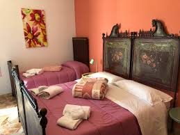4 camere da letto rinnovate negli anni 20 a casa con piscina. Camera Anni 30 Etna Vintage Etna Vintage Casa Vacanze