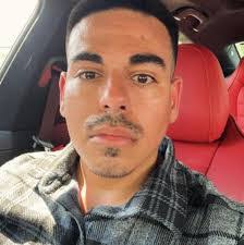 Ray Hamlet's Instagram, Twitter & Facebook