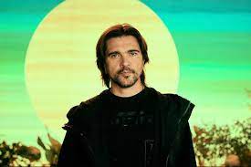 2 049 kuvaa tai videota kuvat ja videot. How Juanes Stole A Tesla Without Realizing It