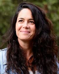 Erin Valente's Instagram, Twitter & Facebook