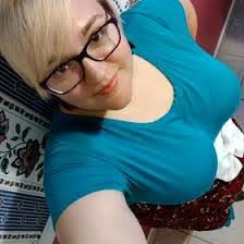 Emily Cremeans's Instagram, Twitter & Facebook