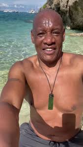 Relaxing in Jamaica with Shaun Wallace from The Chase