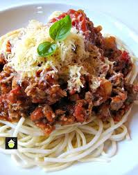 Let me show you how to make a bolognese sauce. Simple Spaghetti Bolognese Lovefoodies