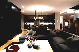 Maskulin Wohnzimmer Ideen Mit Schwarzen Mobeln Dekomobel Info Wohnzimmer Braun Wohnzimmer Wohnzimmer Ideen