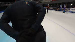 Buffel Dirk Barends aan de sleur