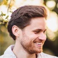 Sean Hart's Instagram, Twitter & Facebook