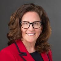 Wendy Loggins's Instagram, Twitter & Facebook