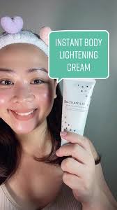 Flaunt your flawless looking skin with this white cream for your body ...