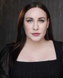 Laura Larkins's Instagram, Twitter & Facebook