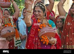 Kalash yatra hi-res stock photography and images - Alamy