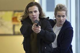 Dpa kommissarin leonie winkler ist die neue im team dresden. Das Dresdner Team Mit Leo Winkler Cornelia Groschel Li Peter Michael Schnabel Martin Brambach Und Karin Gorniak Karin Handczewski Re Ermittelt Am Elbufer Stuttgarter Zeitung