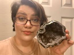 Okay so my sister has this.rock from my late grandmother and she thinks it  might be a geode but afraid to ruin it if not..... what are yalls thoughts?