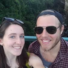 Elyse Winch's Instagram, Twitter & Facebook