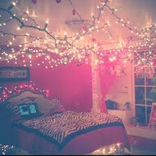 Though it's ott glam, the velvet headboard and faux fur blanket make it feel cozy. Christmas Lights On Ceiling Tumblr Rooms Christmas Room Decor Diy Dream Rooms
