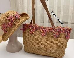 Kenarli Sapkali Kagit Iple Canta Yapilisi 2020 Canta Tig Isleri Boncuklu Cantalar