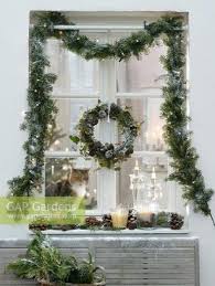 Pvc et la cadre dormant bois existant, les habillages extérieurs ne. Deco De Noel 45 Bonnes Idees Pour Decorer Les Fenetres