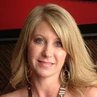 Laurie Koehler's Instagram, Twitter & Facebook