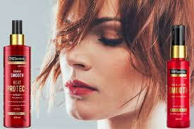 Embrace the Wolf Cut Short Hair Trend