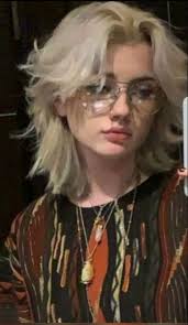 30 Photos Show How People Look Before And After Their Hair Transformation