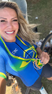 Karoline Meyer (@karolmeyeroficial) • Instagram photos and videos