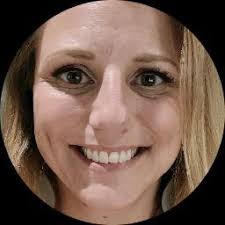 Christy Tunnell's Instagram, Twitter & Facebook