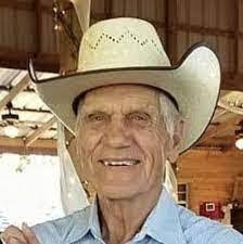 Carla Currier's Instagram, Twitter & Facebook