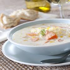 Onctuosite De Chou Fleur Au Saumon Fume Recette Soupe Au Saumon Idee Recette Alimentation