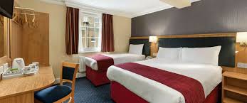 You will enjoy being so close to the hottest shopping, restaurants and attractions the city has to offer when you stay at our london, uk, hotel near hyde park. Days Inn London Hyde Park Hotel 55 Off Hotel Direct