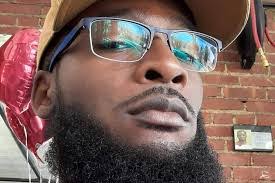 Javan Smith's Instagram, Twitter & Facebook