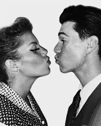 Looks like i've got some splainin to do .... 💁🏽‍♀️ I Love Lucy ❤️ or  should I say... I love Ricky Ricardo 😜❤️ @carlosesparza Happy Halloween!  🎃 #ilovelucy #lucyoball #halloween #rickyricardo #couplescostume