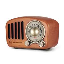 It was one of the first fm stereo tuners to use multiplex, which is the same system for fm stereo used today. 6 Best Retro Radios For Nostalgic Home Entertainment The Old Timey
