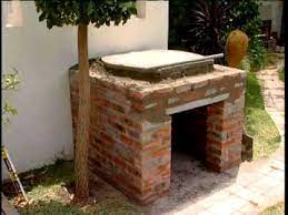 This short 2 minute video shows you how to build a clay oven in your garden, simply, quickly and cheaply. Make Your Own Clay Oven With Italoven And Pasella Youtube