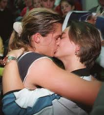 Amélie mauresmo a publié jeudi les photos d'un moment de complicité avec ses enfants lors d'une partie de croquet. Amelie Mauresmo En 1999 Elle Presente Sa Compagne Dans Match