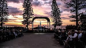 Browse the use examples 'dawn service' in the great english corpus. The Best Things To Do This Anzac Day In Sydney Concrete Playground Concrete Playground Sydney