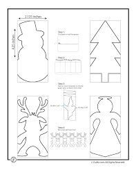 Beautiful paper christmas decorations with free shape templates and plenty of step by step photo instructions to help you make something gorgeous this these 3d paper christmas decorations will look fabulous hanging from your tree! Christmas Paper Chain Crafts