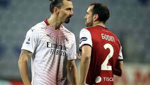 Zlatan ibrahimovic (milan) left footed shot from the centre of the box to the bottom right corner. Cagliari Milan 0 2 Ibrahimovic Scintille Con Godin Video Pianeta Milan