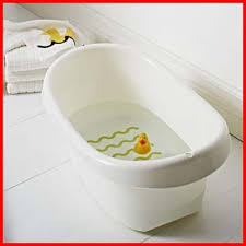 Easy steps to choosing the right bathtub. 10 Best Baby Bath Tub Malaysia Review Top Pick