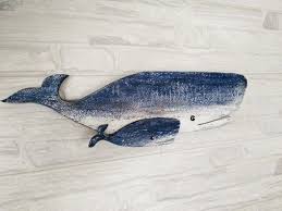 Bois De Baleine Wall Art Deco Art Mural De Baleine En Bois Etsy Whale Wall Art Wooden Whale Whale Wall Decor