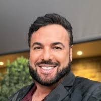 Chris Apodaca's Instagram, Twitter & Facebook