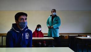 De colocação de professores e que melhorias sugeriam para colmatar as falhas existentes. Publicadas Listas De Colocacoes De Professores Tvi24