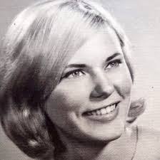 Jane Mcmahon's Instagram, Twitter & Facebook