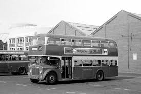 North Western 967 Vdb967 1963 Aec Renown 3b3ra Park Royal H43 32f At Blackpool Blundell Street Northwestern London Bus Bus Coach