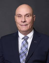 Heidi Porter's Instagram, Twitter & Facebook