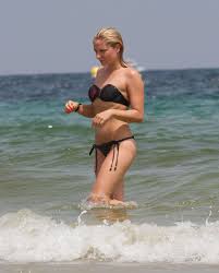 🉐 🉐 🉐 • see all of @valentinapahde's photos and videos on their profile. Cheyenne And Valentina Pahde In Bikini 2017 17 Gotceleb