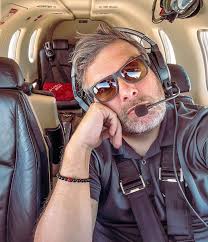 Stop by @rbichicago today and hang with The Fred Show and Amy Witherite  from @1800truckwreck for our @cubs Pre-Game party! ⚾️