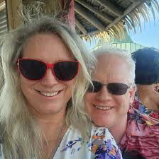 What 7+ bedroom oceanfront houses with pool are available in Florida for  July 19-26, 2025?