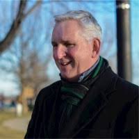 Richard Well's Instagram, Twitter & Facebook