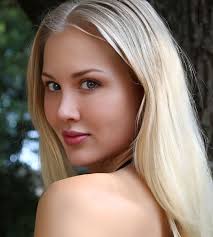 Sarah Sinclair (Actress) Age, Height, Weight, Biography, Boyfriend, Wiki,  Videos, Photos and More