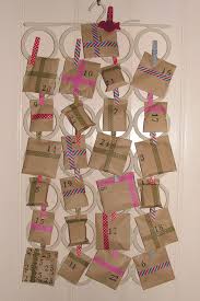 Advent Gift Calender Made From An Ikea Komplement Hanger Wooden Pegs Brown Envelopes And Lots Of T Weihnachtsbasteln Ikea Weihnachten Adventskalender Basteln
